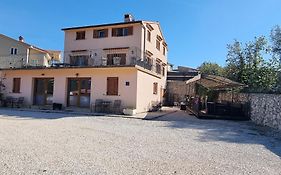 Apartmani Barbara Brsec