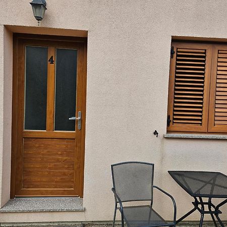 Apartmani Barbara Brseč Exterior foto