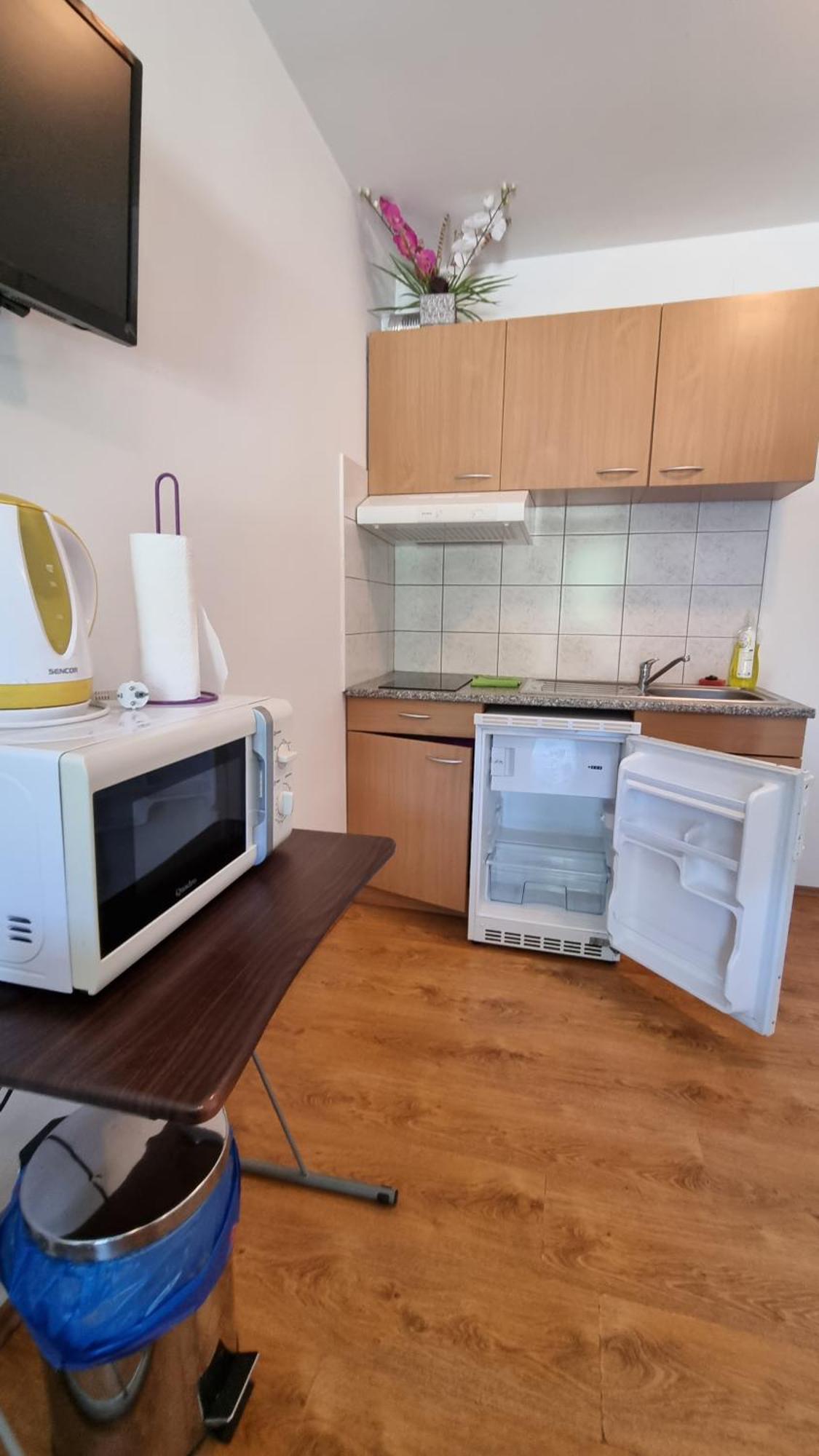 Apartmani Barbara Brseč Exterior foto