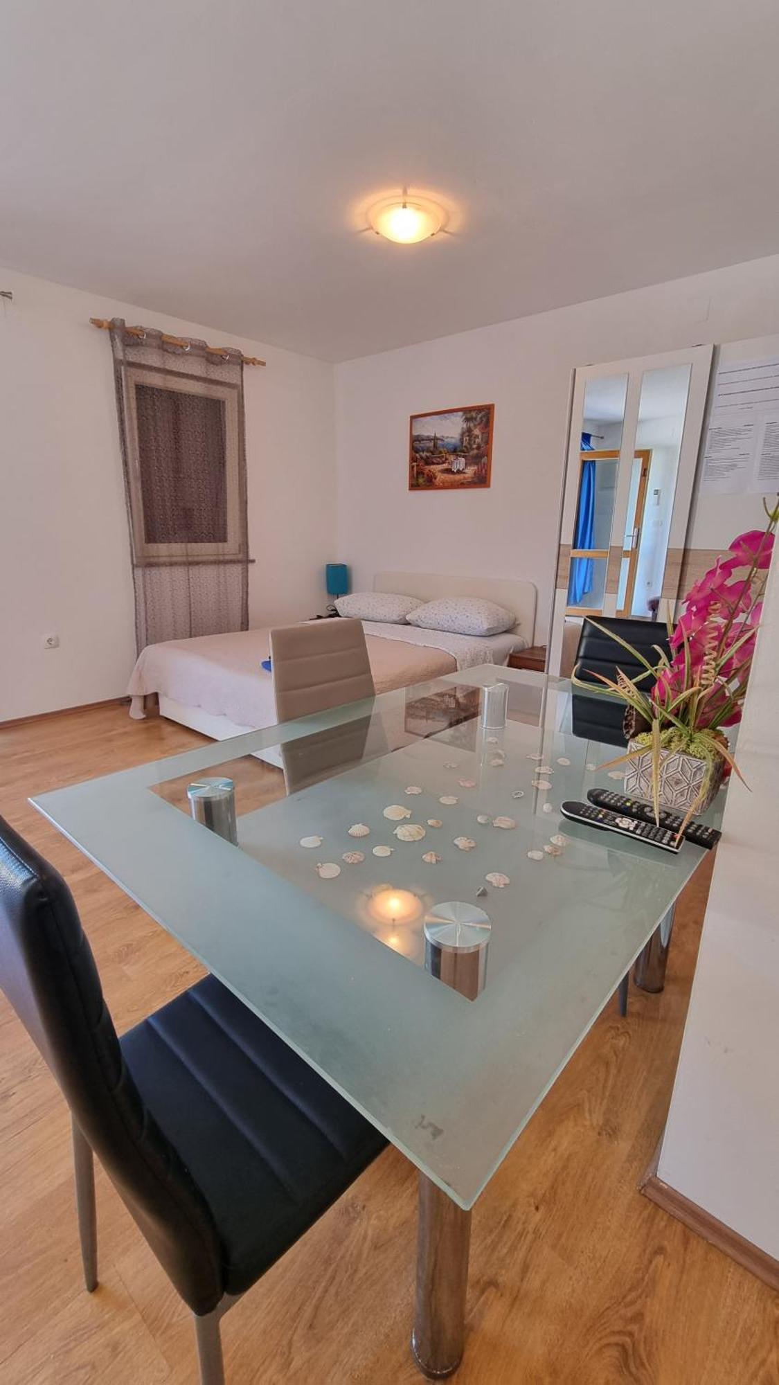 Apartmani Barbara Brseč Exterior foto