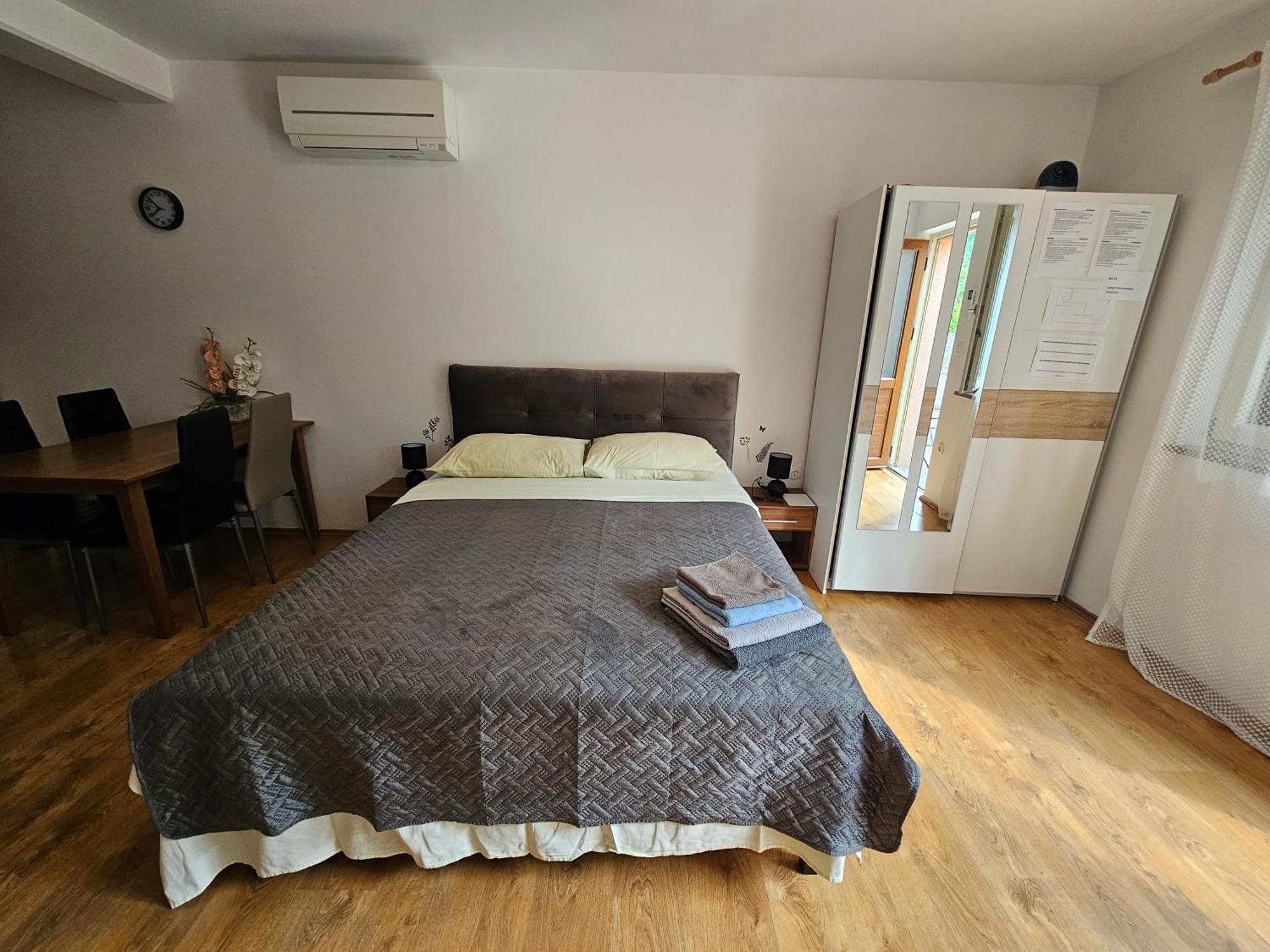 Apartmani Barbara Brseč Exterior foto