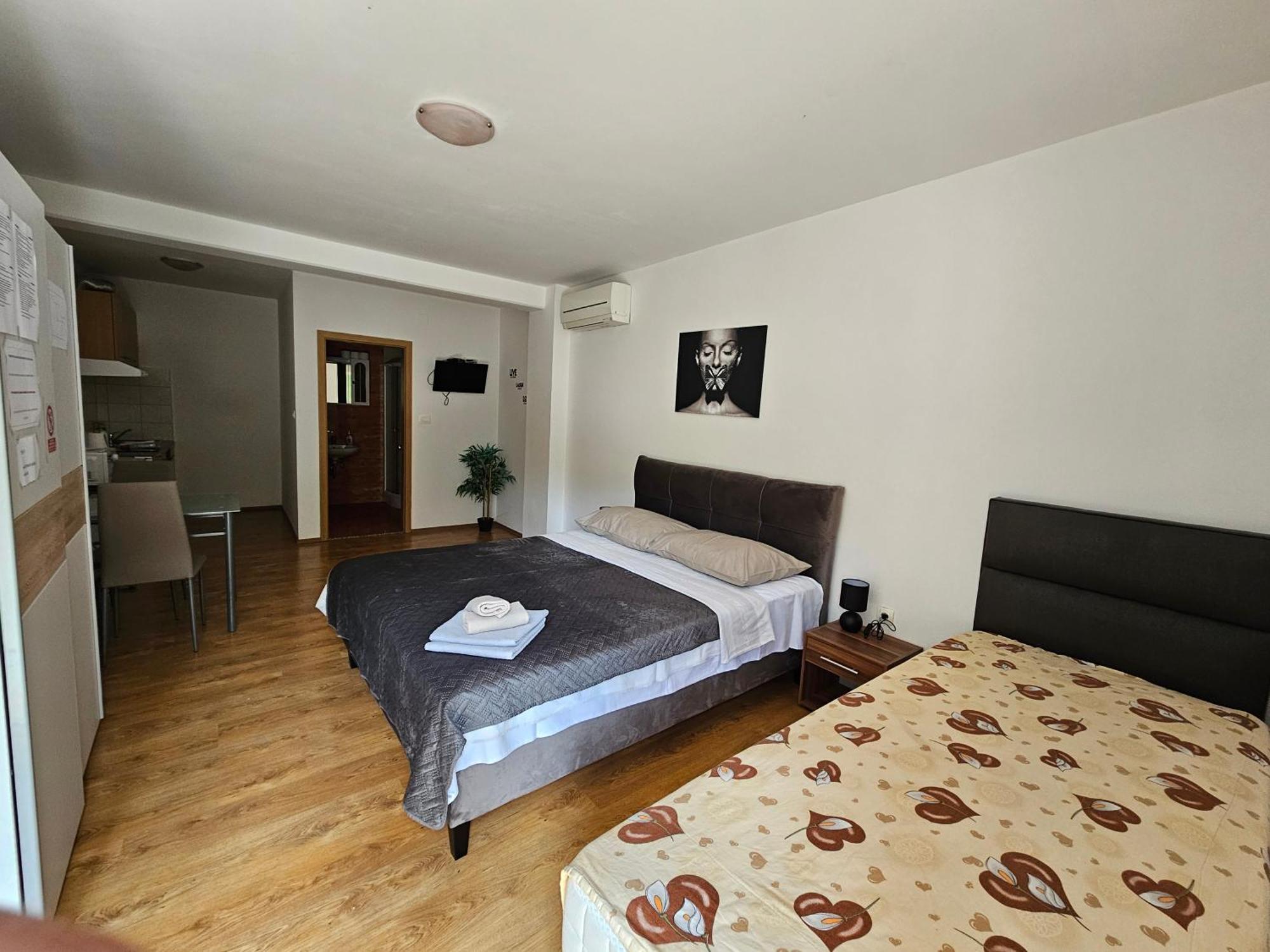 Apartmani Barbara Brseč Exterior foto